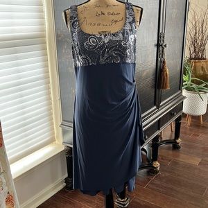 Alex Evenings Stunning sequin navy blue dress.